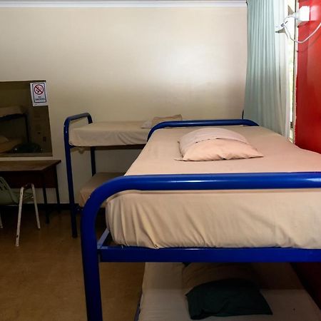 Хостел Palm Court Backpackers Катерін Екстер'єр фото