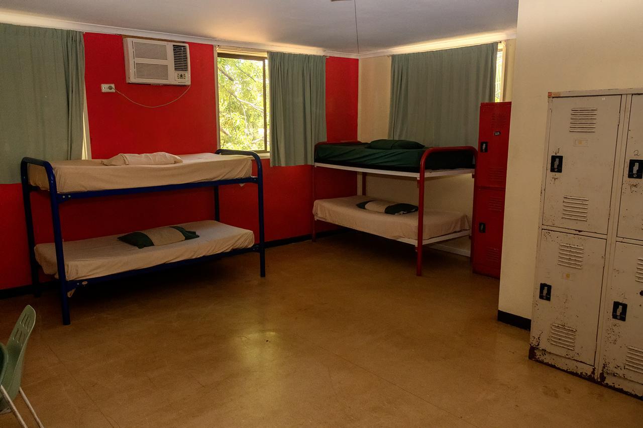 Хостел Palm Court Backpackers Катерін Екстер'єр фото